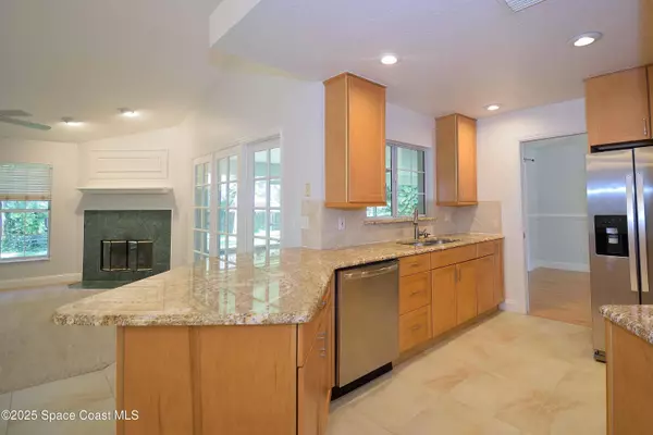 3560 Serenity LN, Melbourne, FL 32934