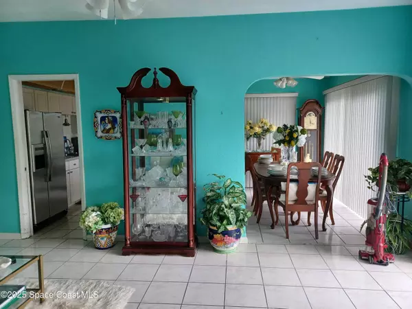 105 Aucila RD, Cocoa Beach, FL 32931