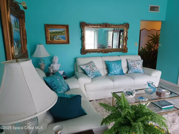 105 Aucila RD, Cocoa Beach, FL 32931