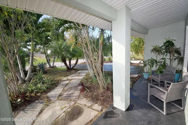 833 Chickasaw AVE, Melbourne, FL 32935