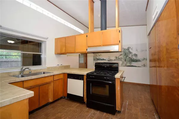 150 W ALACHUA LN, Cocoa Beach, FL 32931