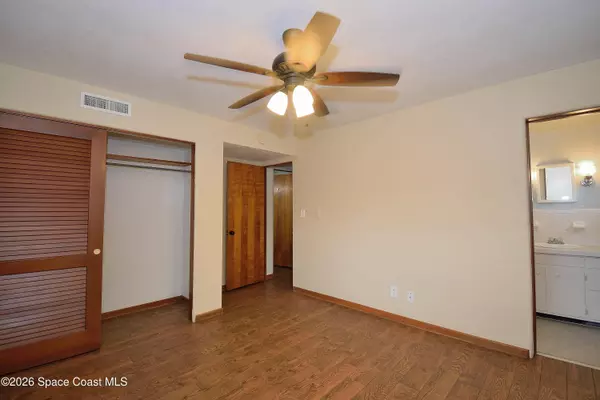 150 W Alachua LN, Cocoa Beach, FL 32931