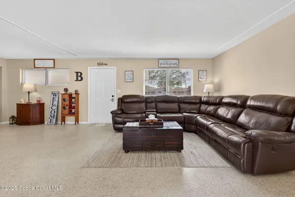 535 N Barrett DR, Merritt Island, FL 32952