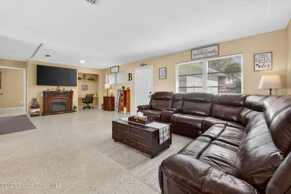 535 N Barrett DR, Merritt Island, FL 32952