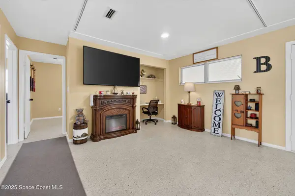 535 N Barrett DR, Merritt Island, FL 32952