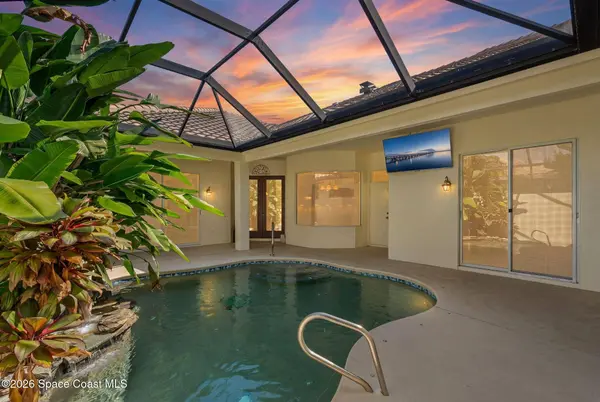 162 Whaler DR, Melbourne Beach, FL 32951