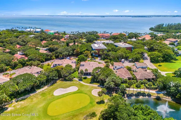 162 Whaler DR, Melbourne Beach, FL 32951