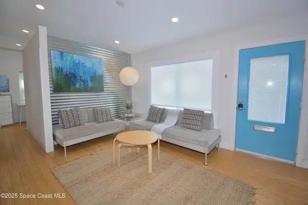 325 N Orlando AVE, Cocoa Beach, FL 32931