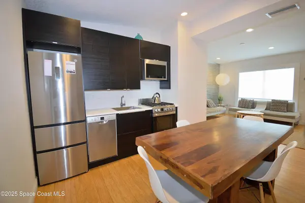 325 N Orlando AVE, Cocoa Beach, FL 32931