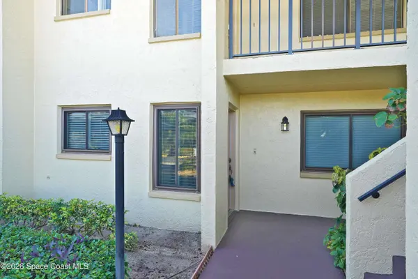 220 S 5th ST #205, Cocoa Beach, FL 32931