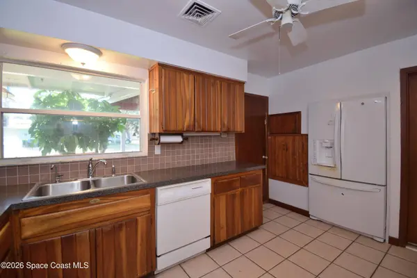 124 Surf DR, Cocoa Beach, FL 32931