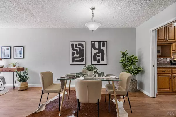 1740 Stuart CT, Benicia, CA 94510