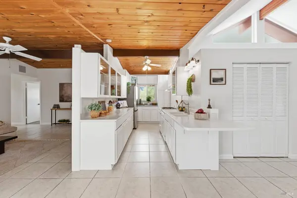 982 Glenwood DR, Sonoma, CA 95476