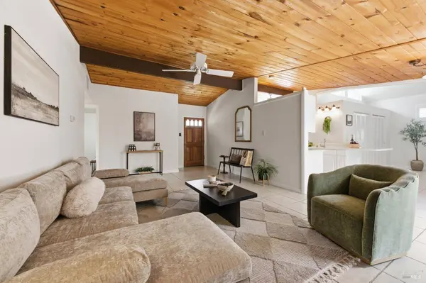 982 Glenwood DR, Sonoma, CA 95476