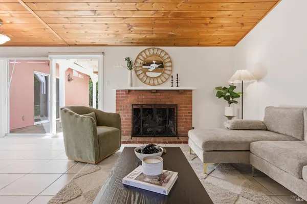 982 Glenwood DR, Sonoma, CA 95476