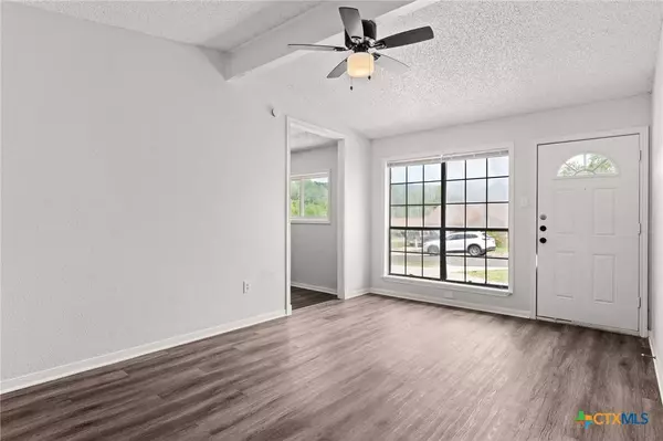 851 Michelle DR, Copperas Cove, TX 76522