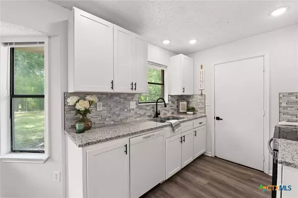 851 Michelle DR, Copperas Cove, TX 76522