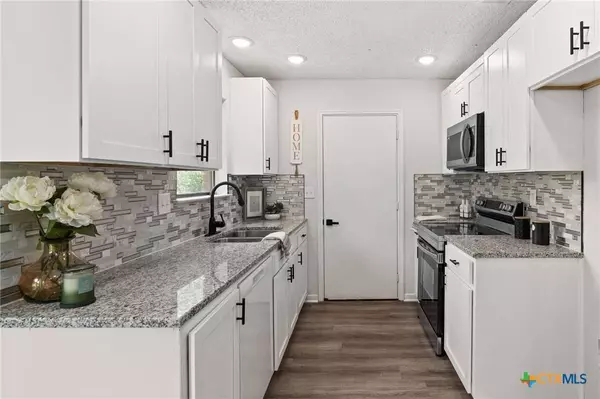 851 Michelle DR, Copperas Cove, TX 76522