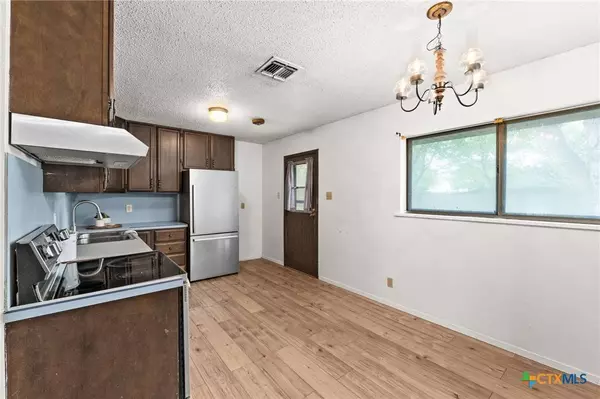 1610 Oleta ST, Belton, TX 76513