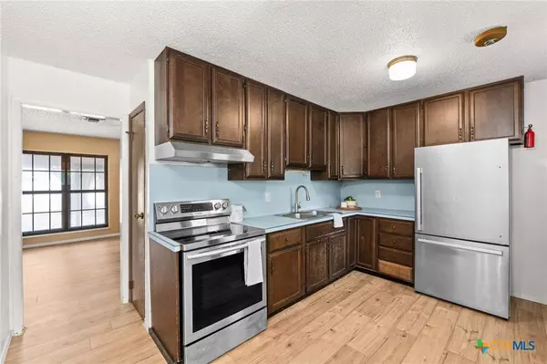 1610 Oleta ST, Belton, TX 76513