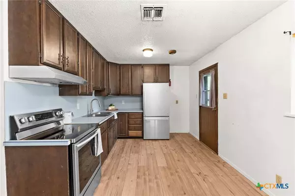 1610 Oleta ST, Belton, TX 76513