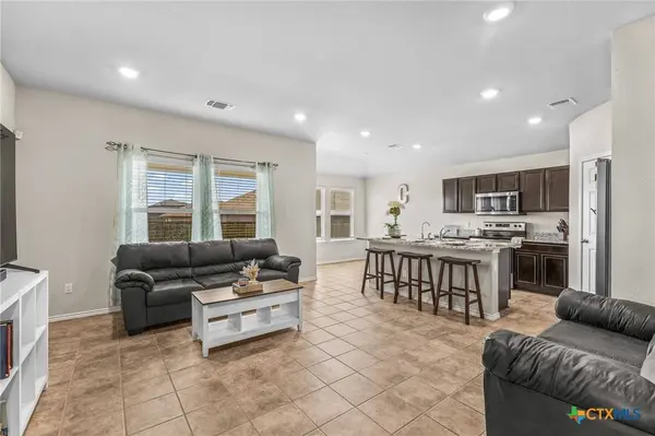 1006 Rosa Parks DR, Killeen, TX 76543