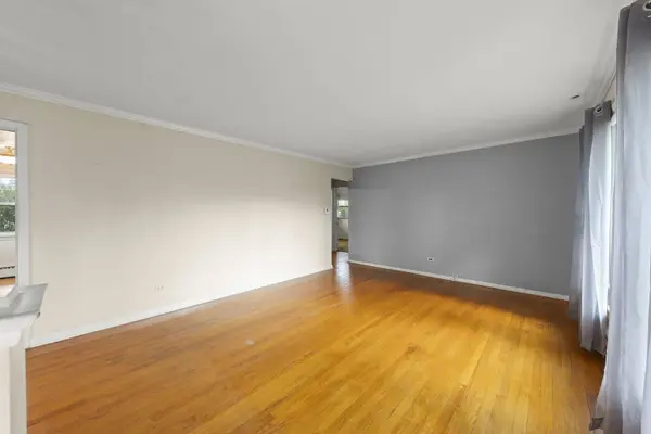 3021 Pearl ST, Franklin Park, IL 60131