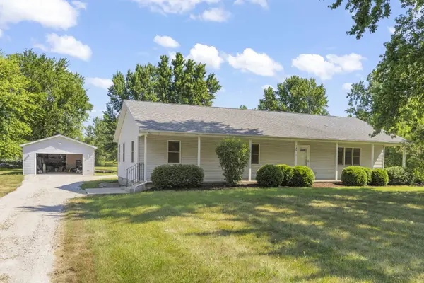 146 E 3rd ST, Braidwood, IL 60408