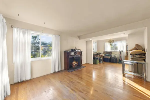 1311 Mcdaniel AVE #C, Evanston, IL 60201