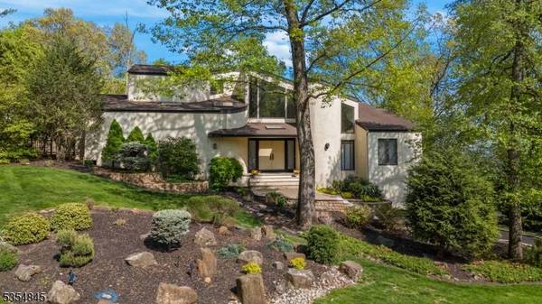 2 Highview Ct, Montville Twp., NJ 07045