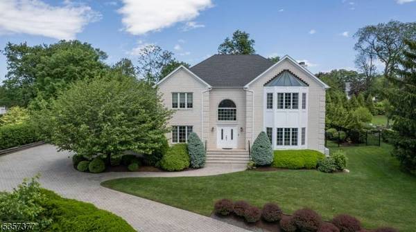 4 Holbrook Ct, Montville Twp., NJ 07082
