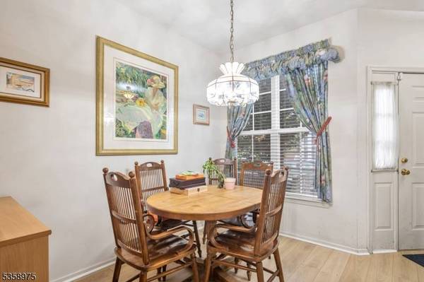 9 Gordon Cir, Parsippany-troy Hills Twp., NJ 07054