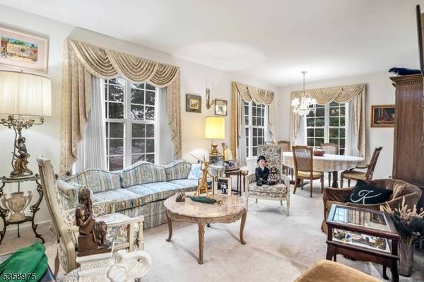 9 Gordon Cir, Parsippany-troy Hills Twp., NJ 07054
