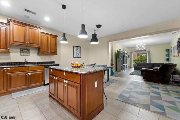 206 River Pl, Butler Boro, NJ 07405