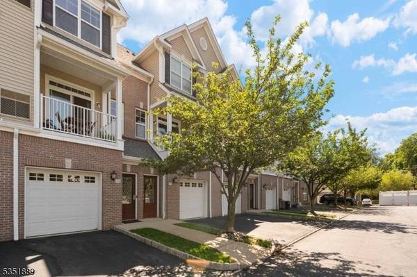 206 River Pl, Butler Boro, NJ 07405