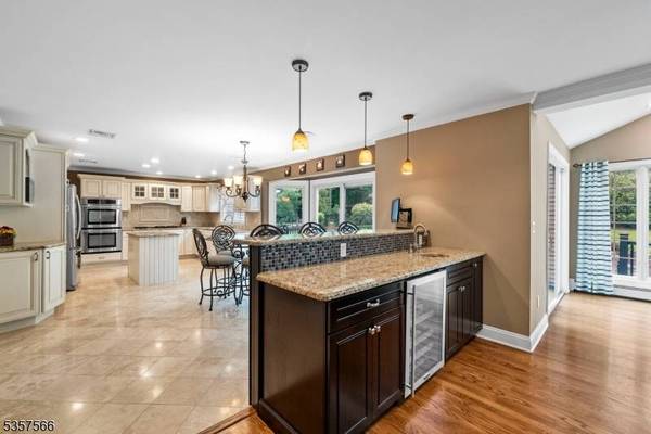 9 Doremus Dr, Montville Twp., NJ 07082