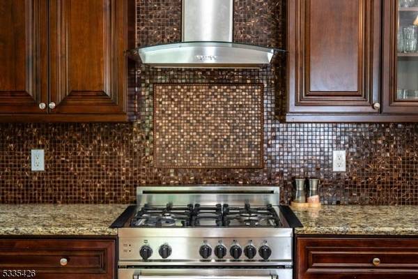 4 Oak Ln Pb, Montville Twp., NJ 07058