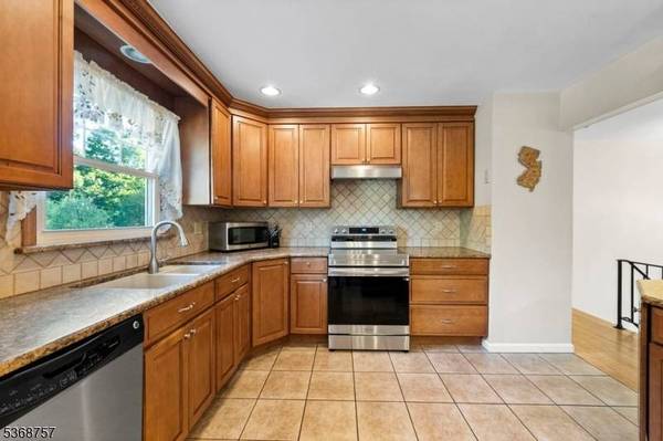 35 Upper Mountain Ave., Montville Twp., NJ 07045