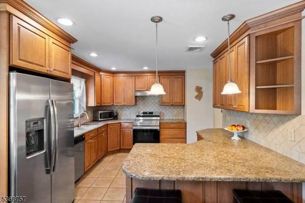 35 Upper Mountain Ave., Montville Twp., NJ 07045