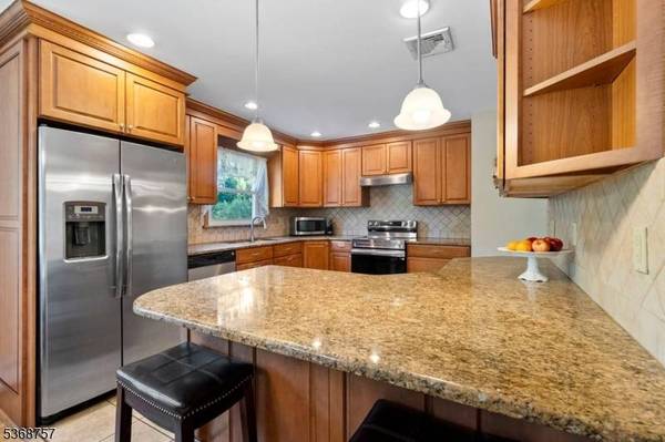 35 Upper Mountain Ave., Montville Twp., NJ 07045