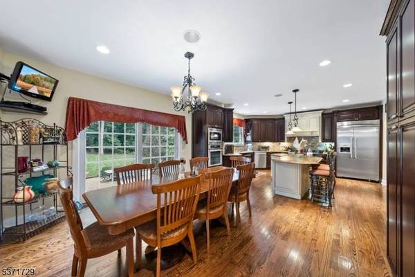 10 Coppola Ct, Montville Twp., NJ 07045