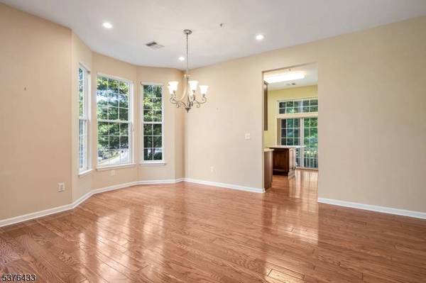 1308 Four Seasons Dr #1308, Wayne Twp., NJ 07470