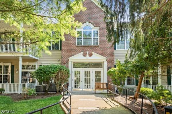 1308 Four Seasons Dr #1308, Wayne Twp., NJ 07470