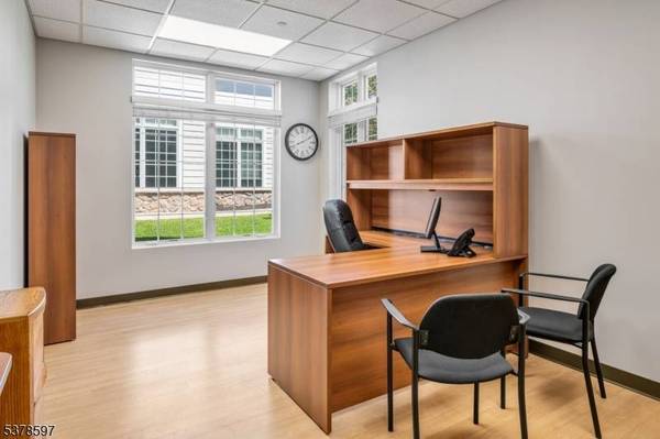 330 Changebridge Rd, Montville Twp., NJ 07058