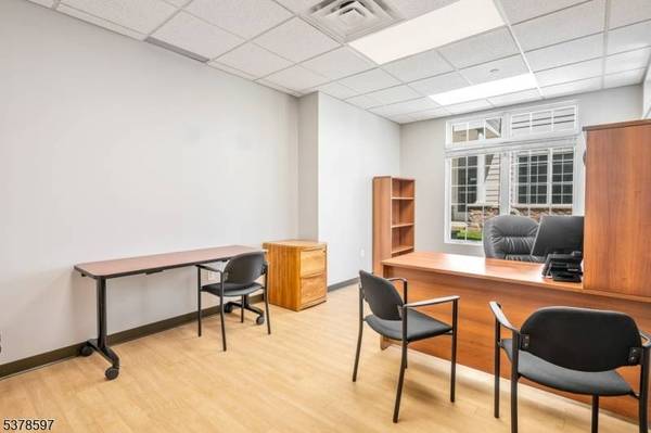 330 Changebridge Rd, Montville Twp., NJ 07058