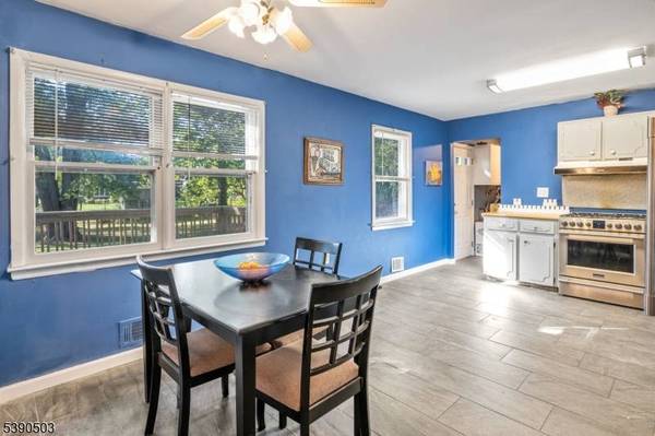 17 Buckingham Cir, Montville Twp., NJ 07058