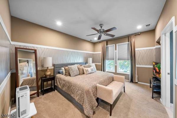 515 River Pl, Butler Boro, NJ 07405