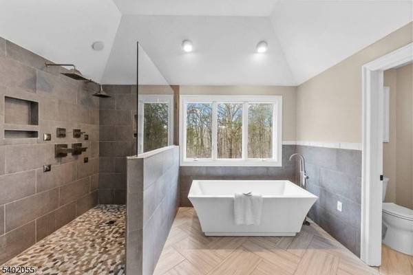 11 High Mountain Dr, Montville Twp., NJ 07045