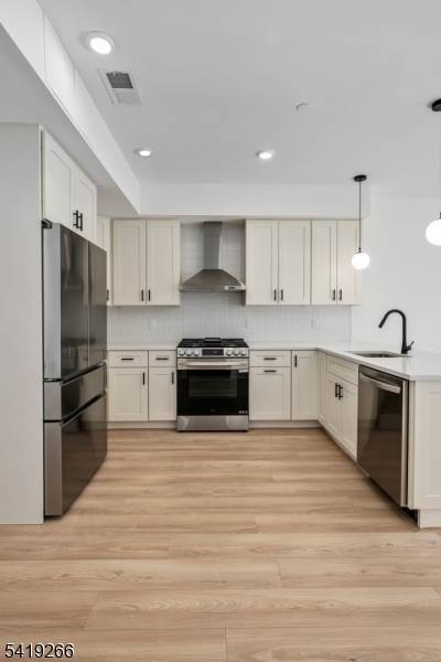 20 Encampment Ct203, Montville Twp., NJ 07082