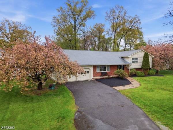 30 Cheryl Rd, Montville Twp., NJ 07058